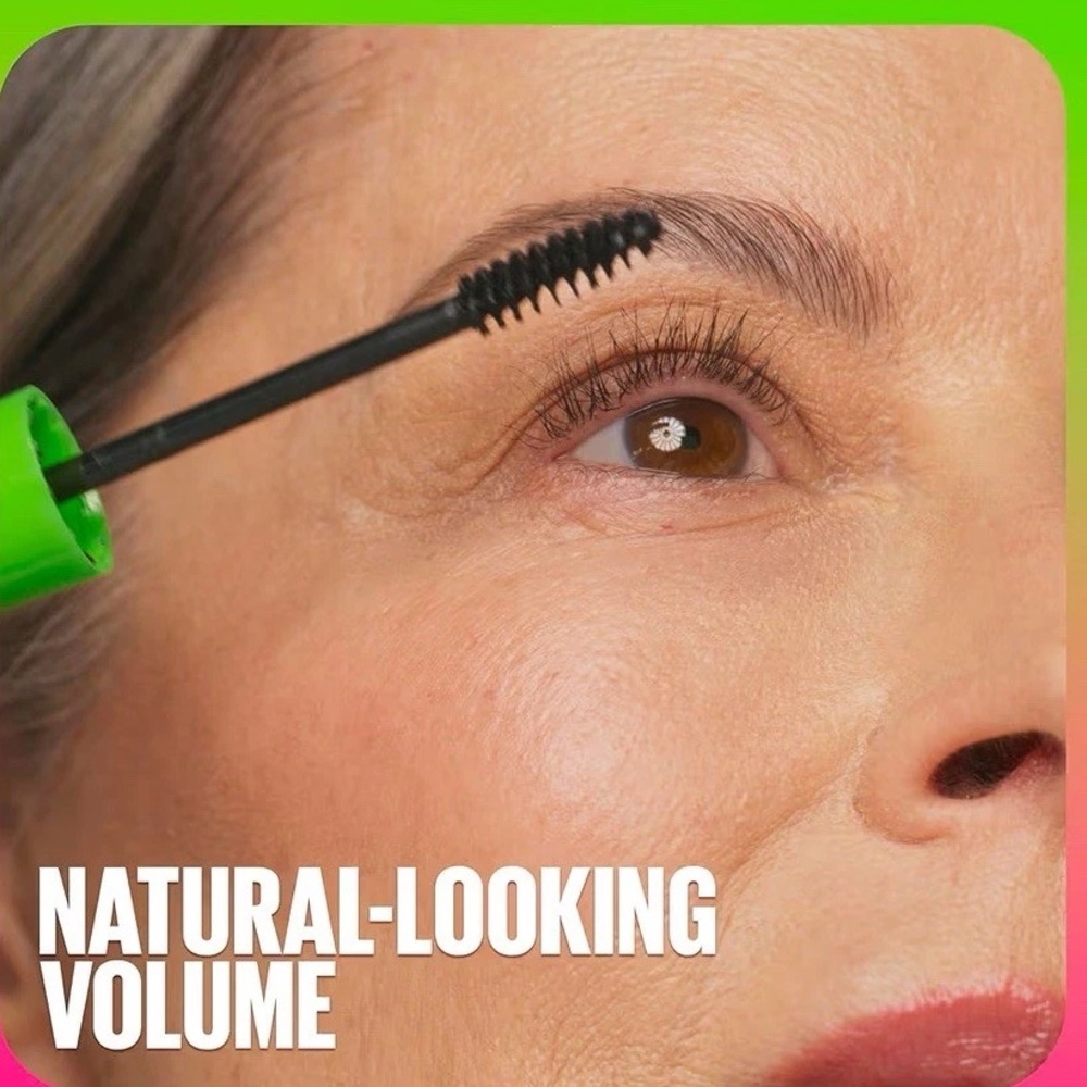 🆕 RESERVED FB Maybelline Lash Curved Brush Mascara Blackest Black - Picture 3 of 14
